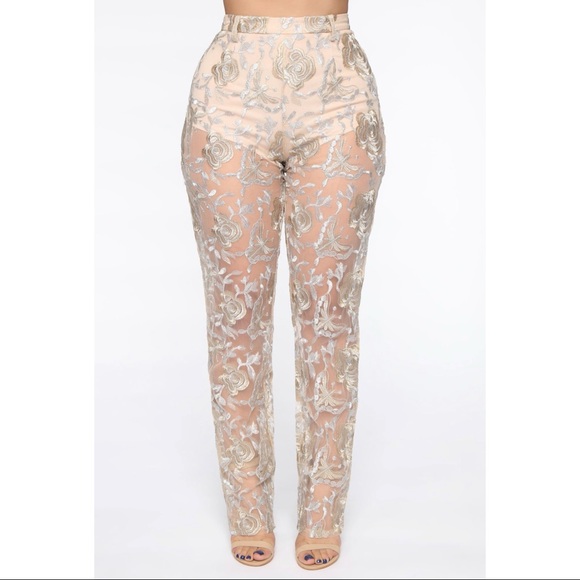 Crop top and pant set with gold and silver flowers - Picture 3 of 5